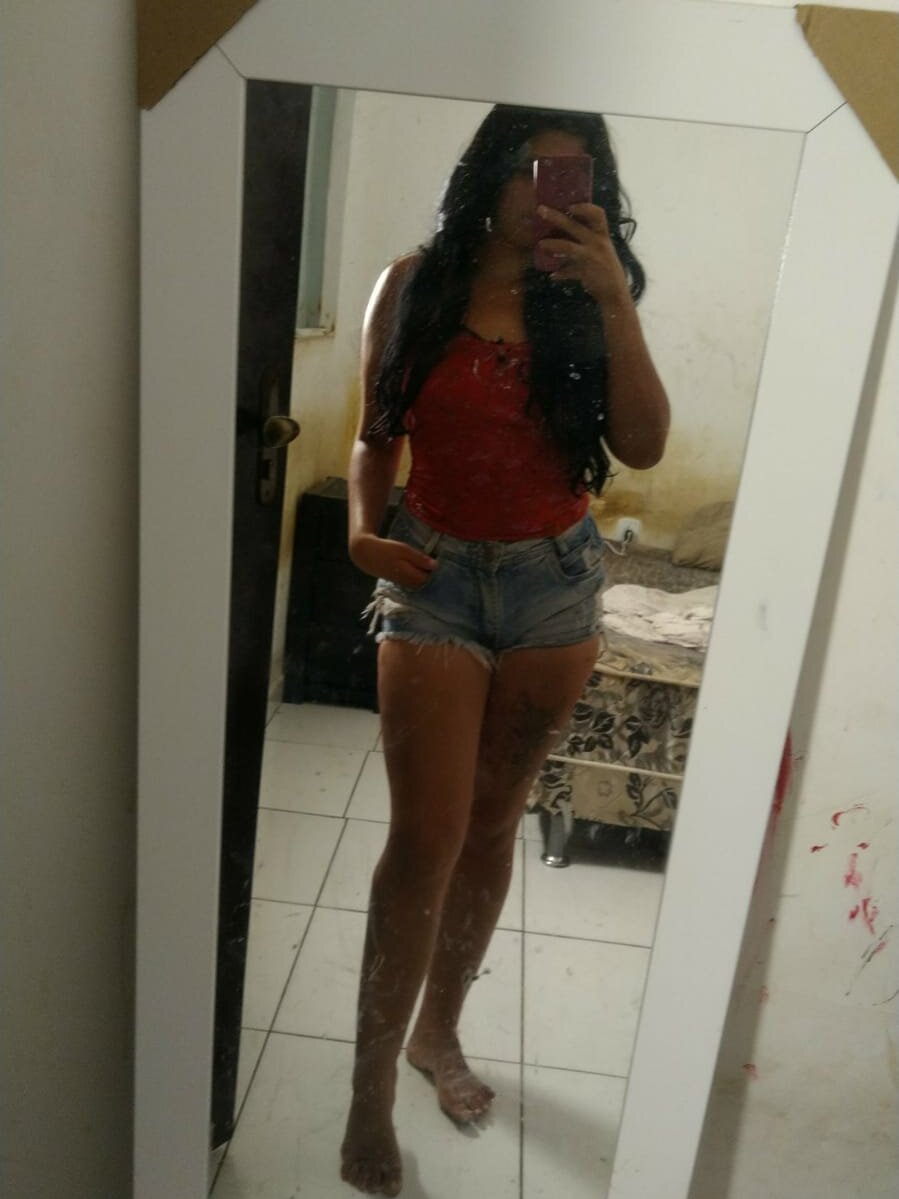 -mariana-hot