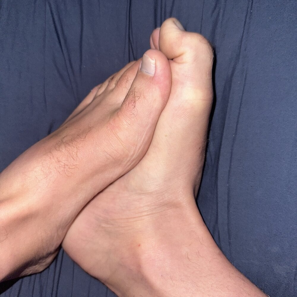 23geekyfeet23
