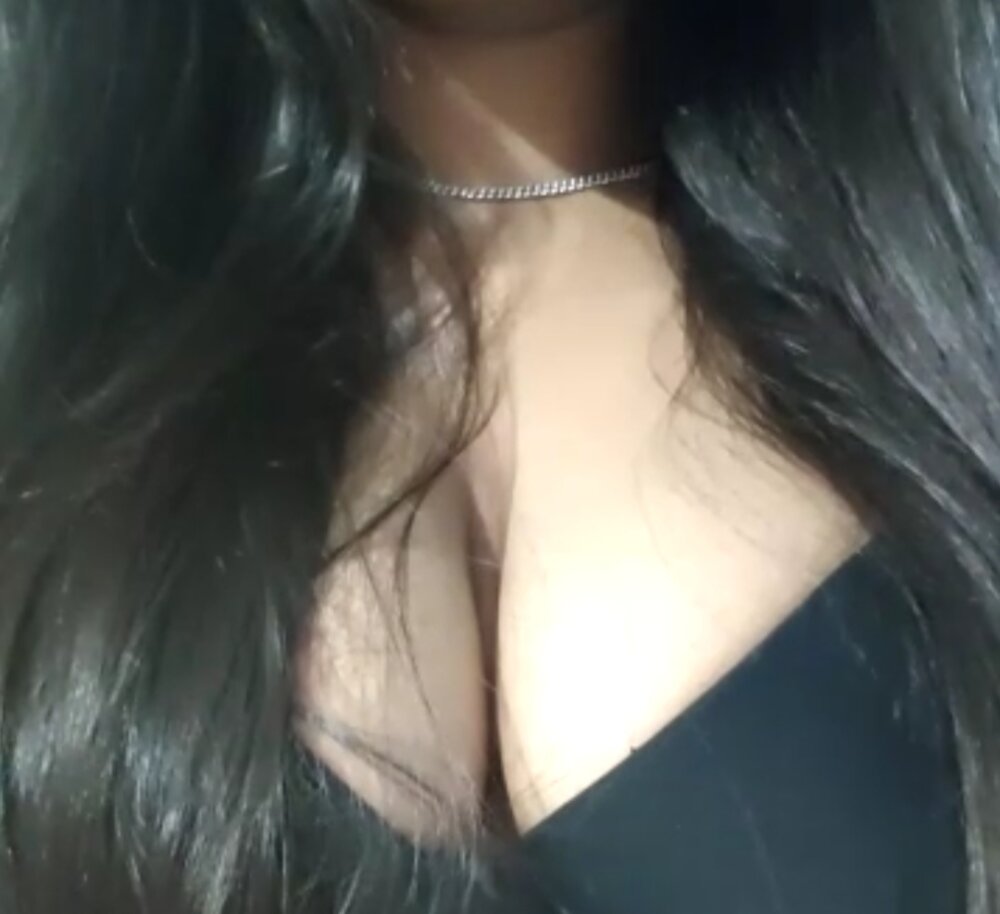 28-Amrita-mona