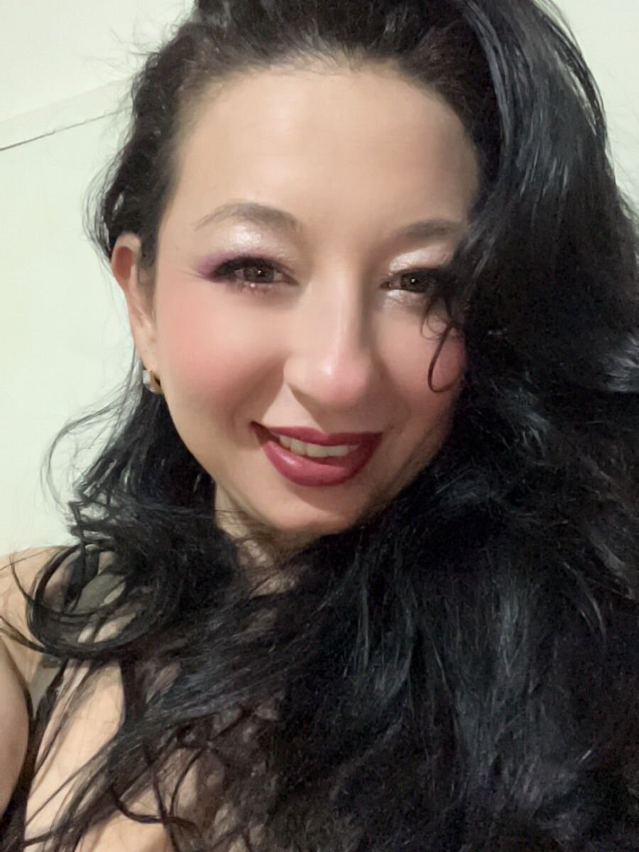 AGATHAyonzon2