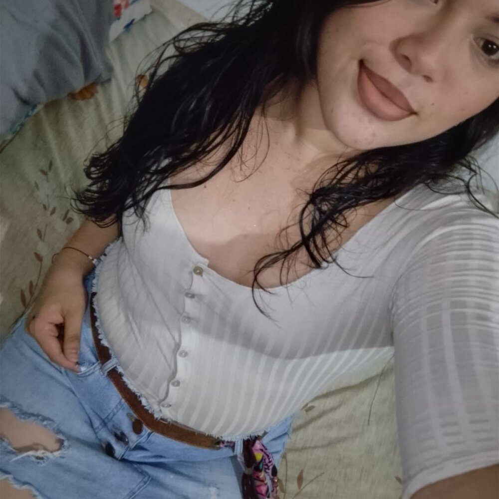 ALANA_MZ22