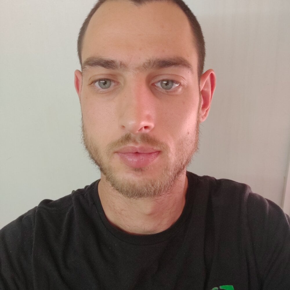 AlexAndru1996
