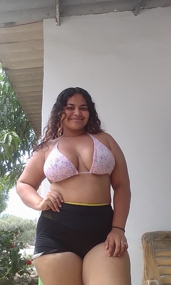 Alexaa_couple