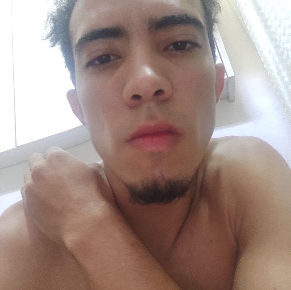 Alextunas22