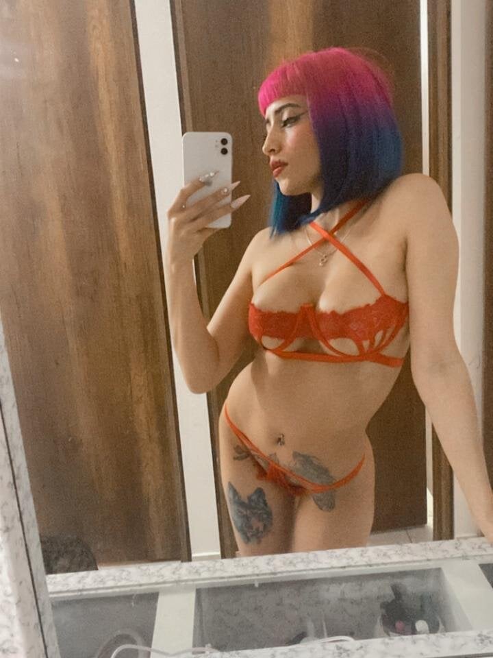 AlissaPeachx