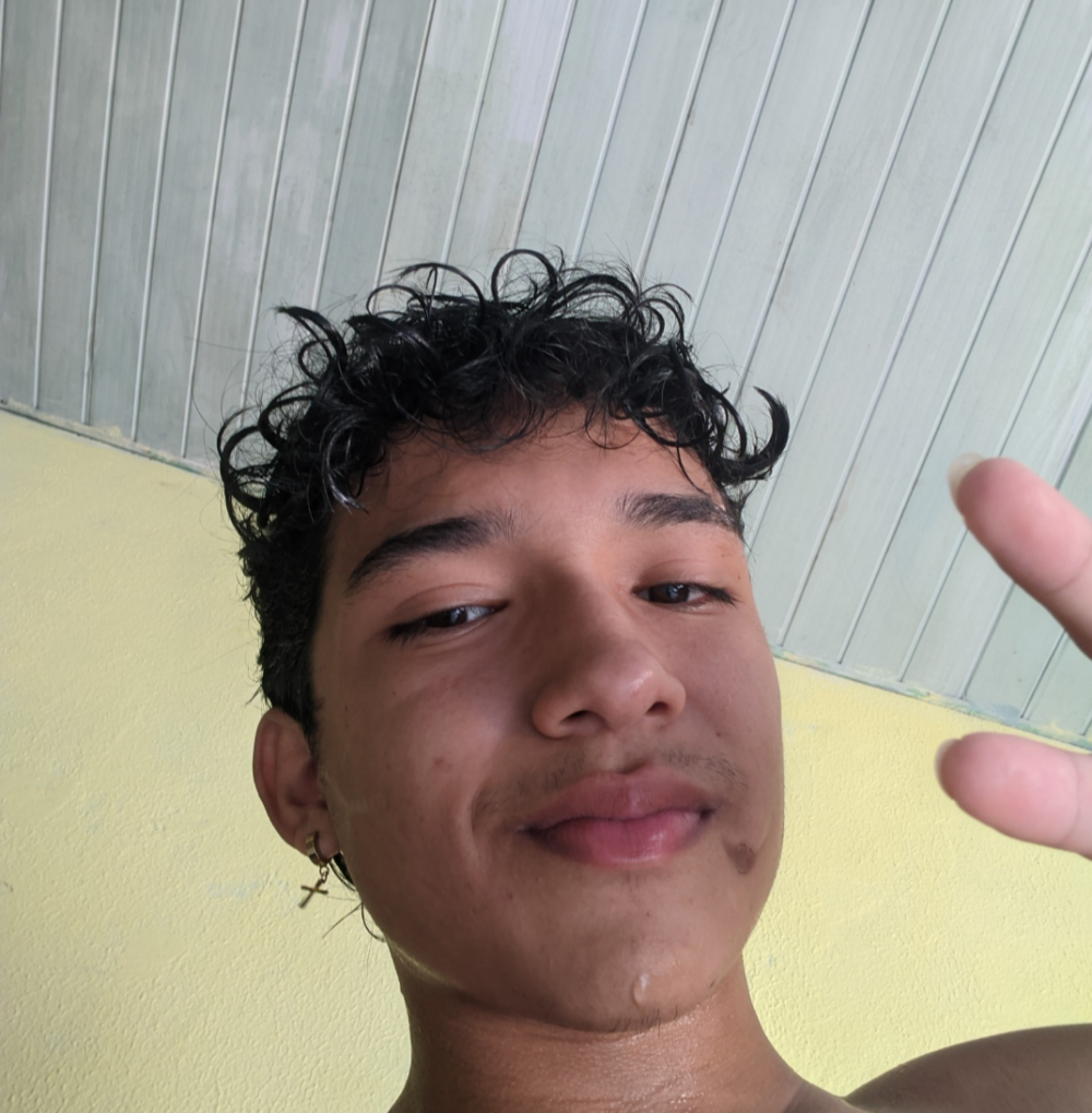 Alleee77