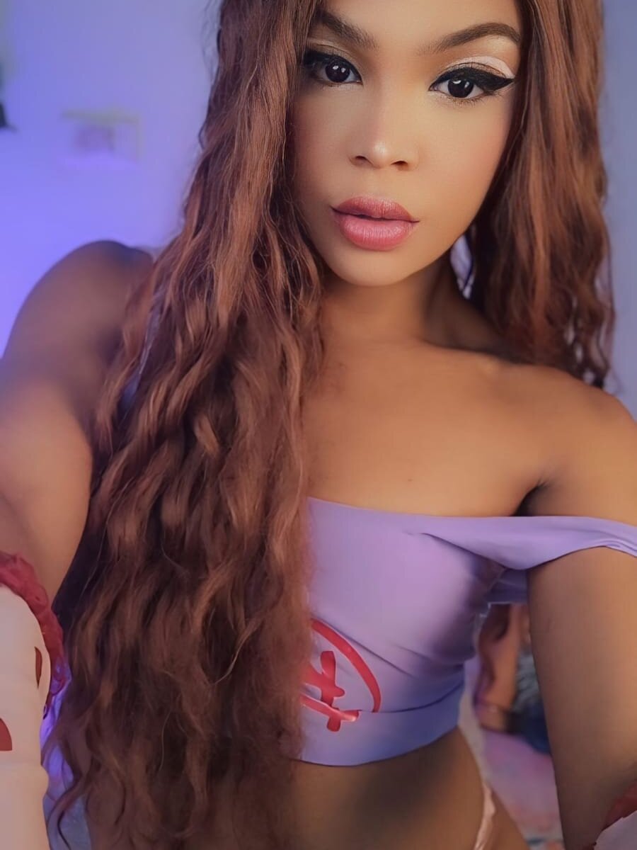 Alysha_-