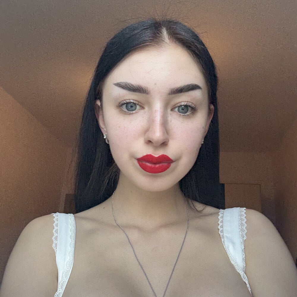 AmeliaMidway