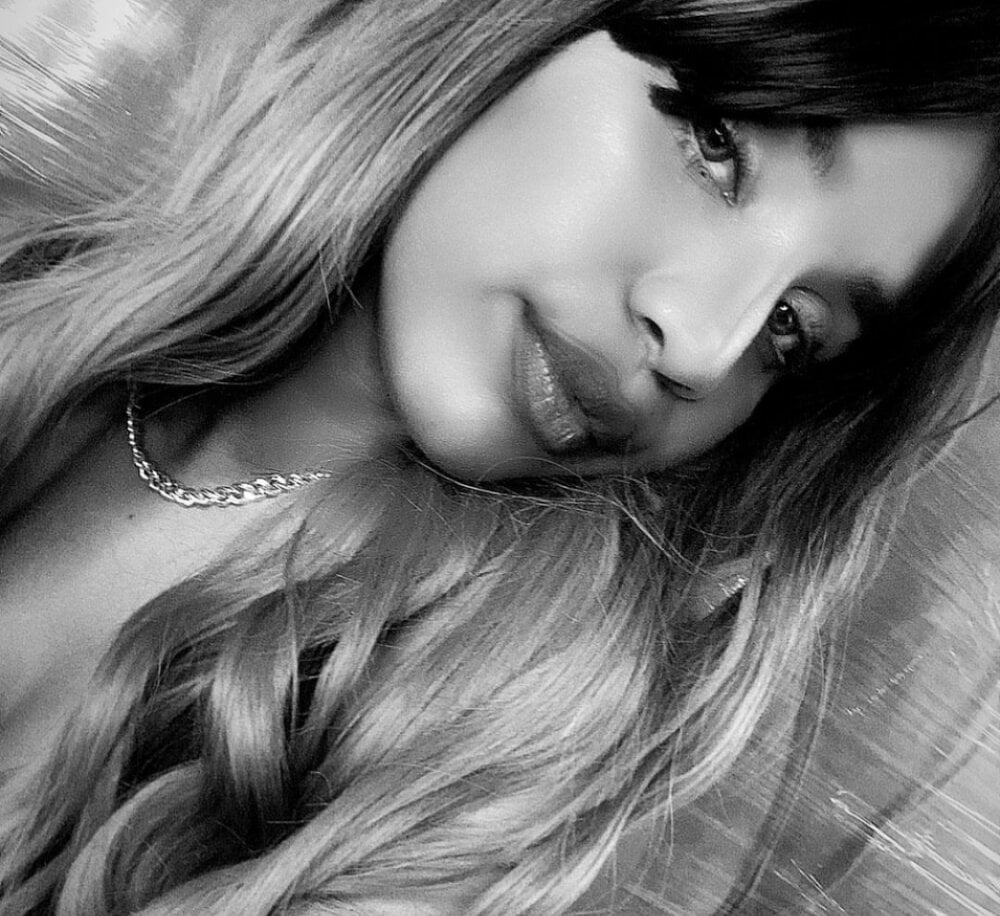 Ana_virgin69