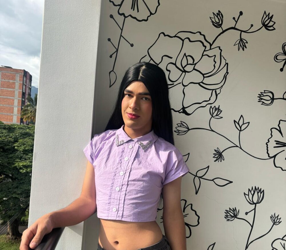 AnaisVelvet2