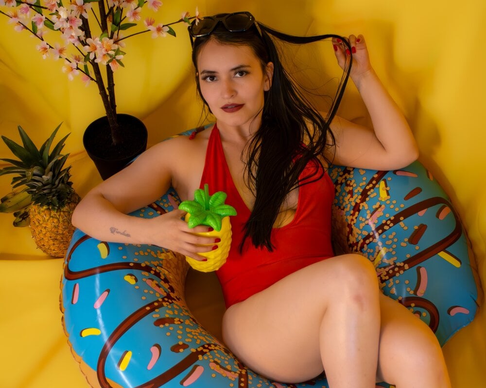 Aria_Bennett1