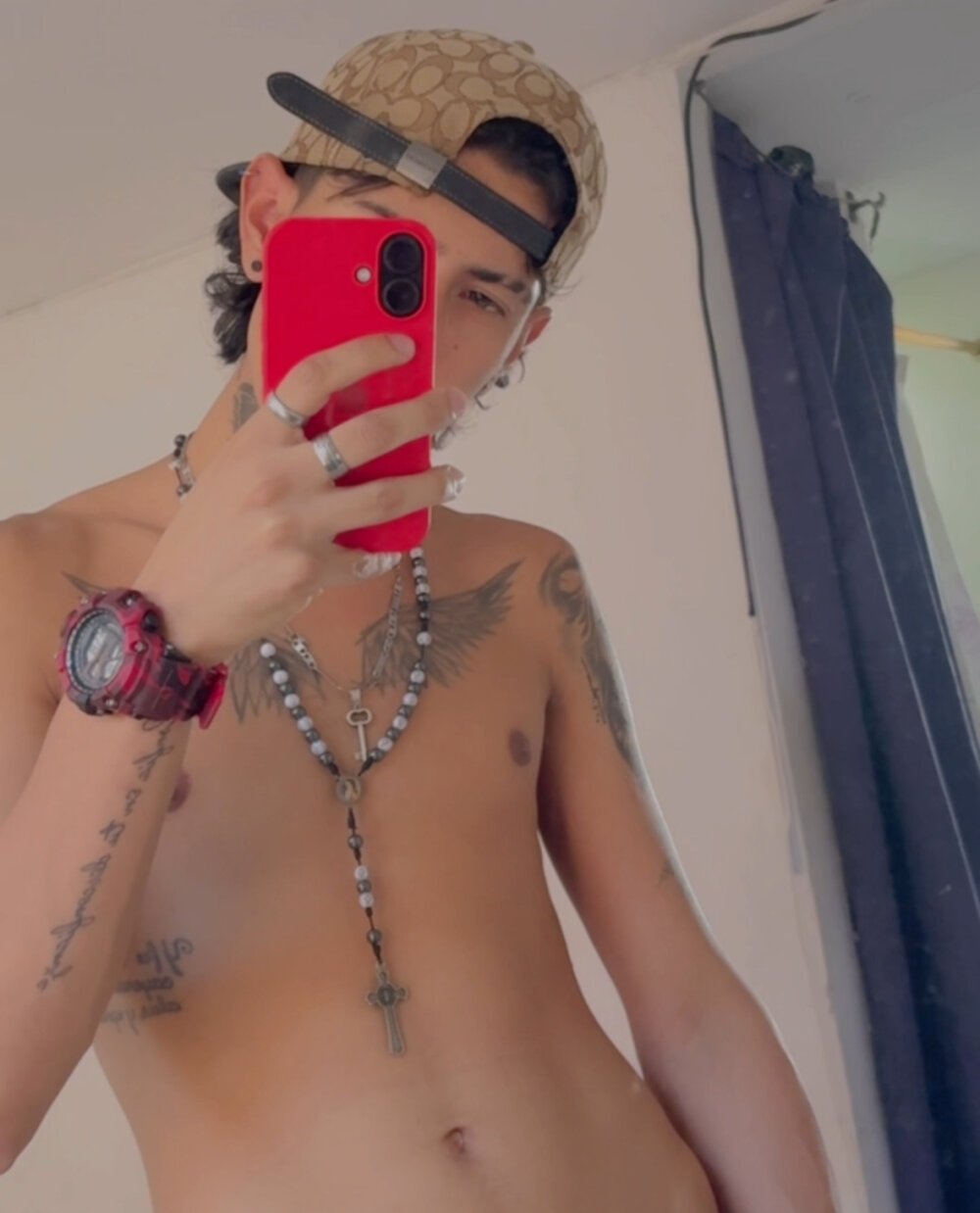Arnold_hot