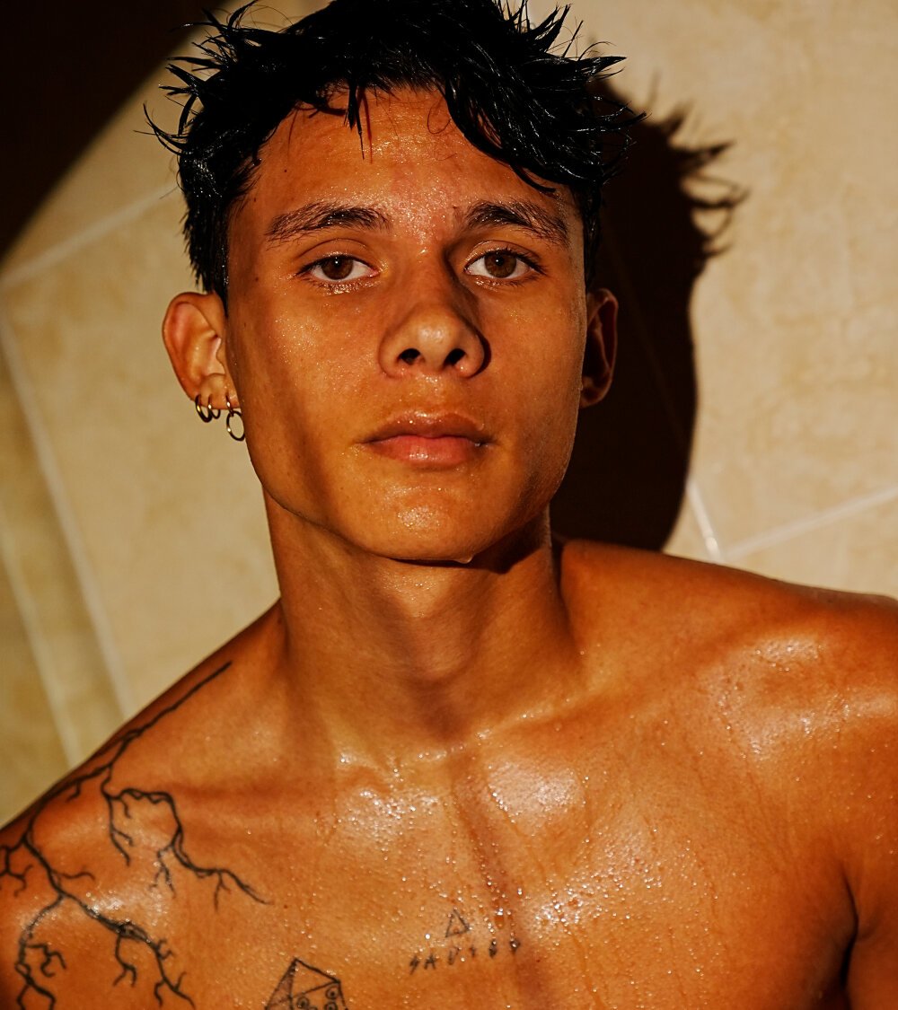 Axel_Night