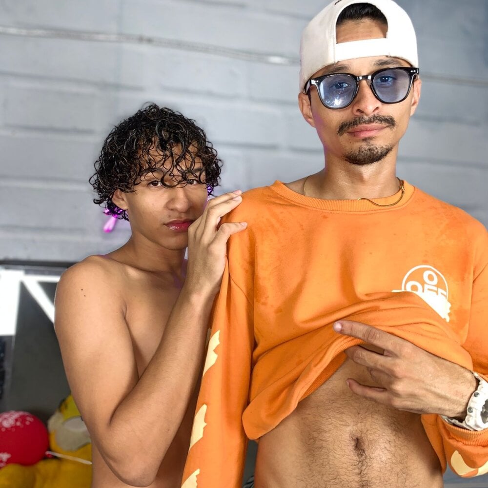 BOYS_KINGHOT
