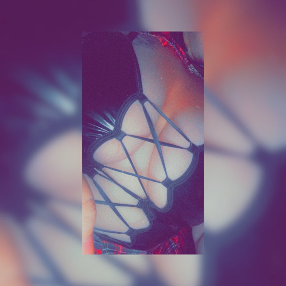 Bad_Girl23