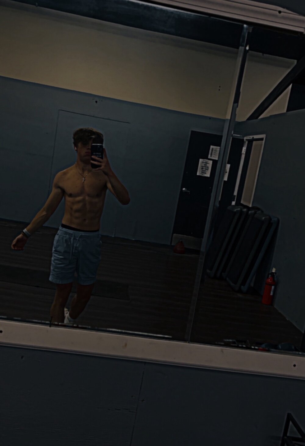 BigDikStud01