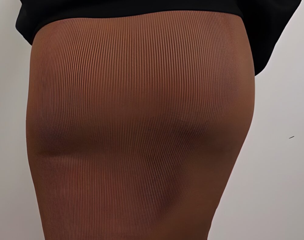 Bigass_skir
