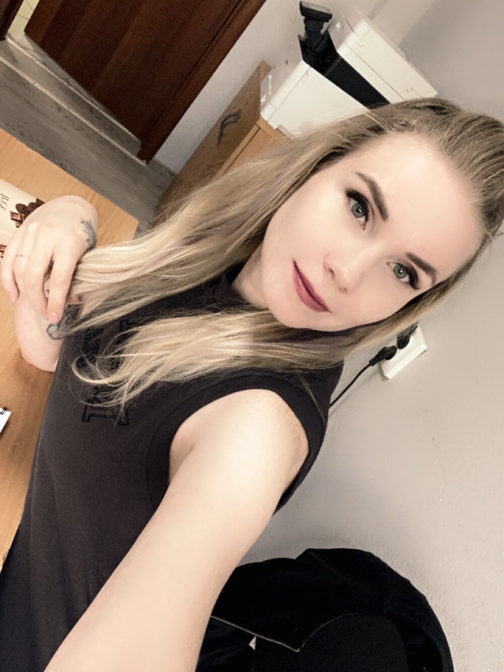 Black_Wh1te69