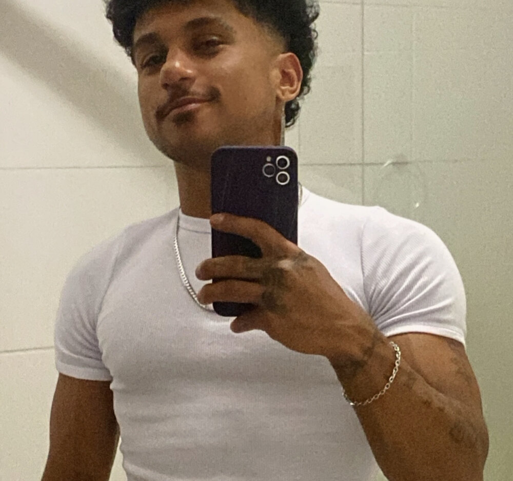 Blackdeltoro