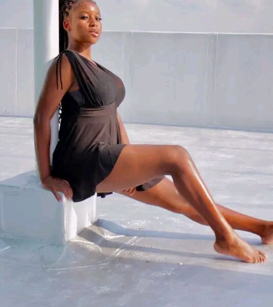 BoobiezzX