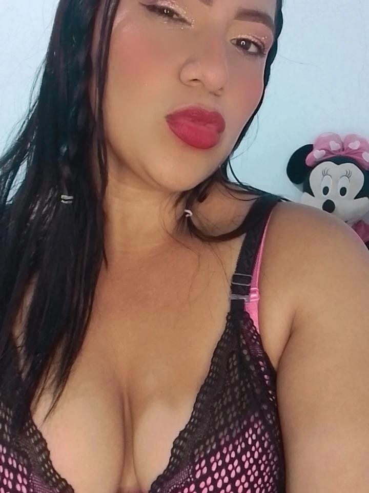 Charlottes_Perez