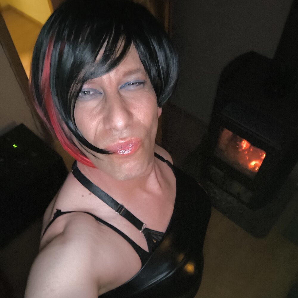 CrossDress76