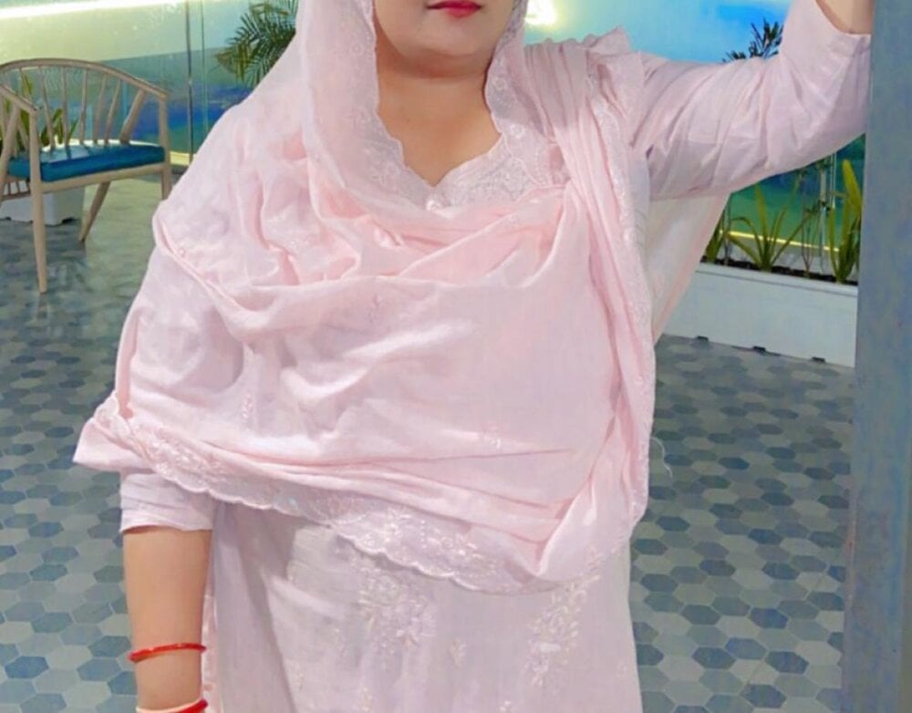 Cute-Malini