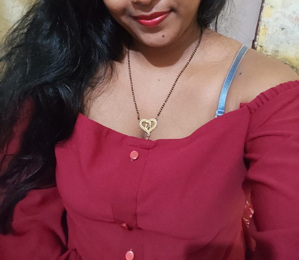 Cute-Rittika
