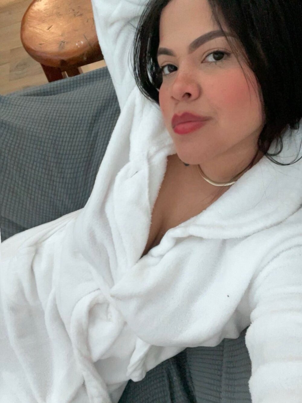 Dana_squirts