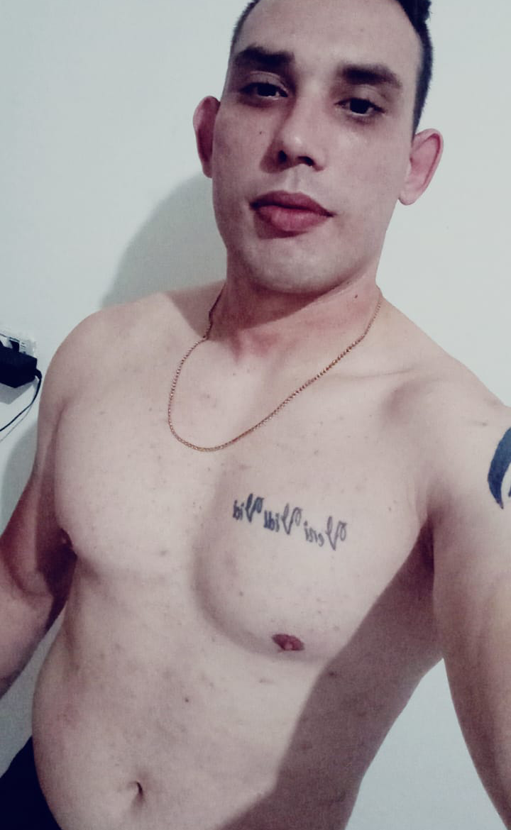 Davi18cmrosa