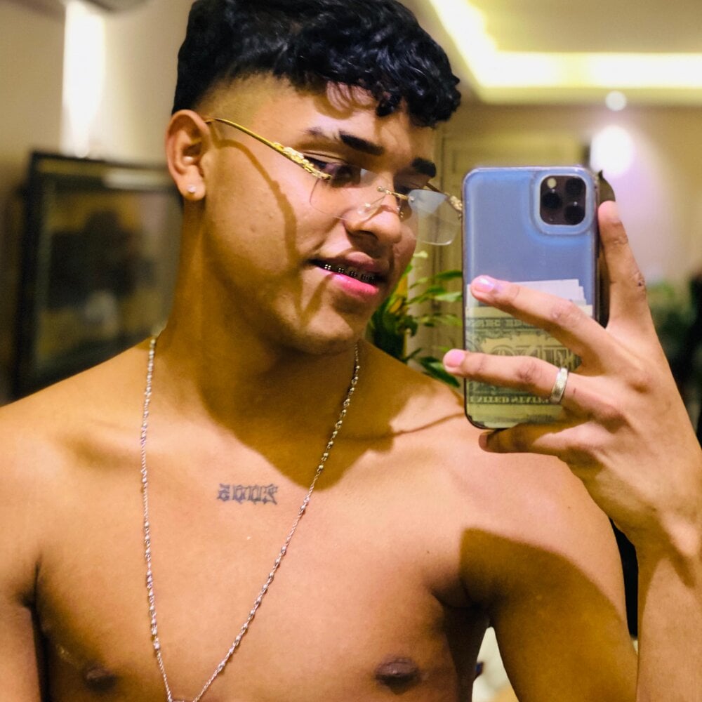 Dominic_20_