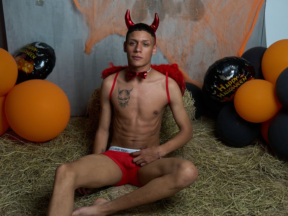 Dominik_timothy
