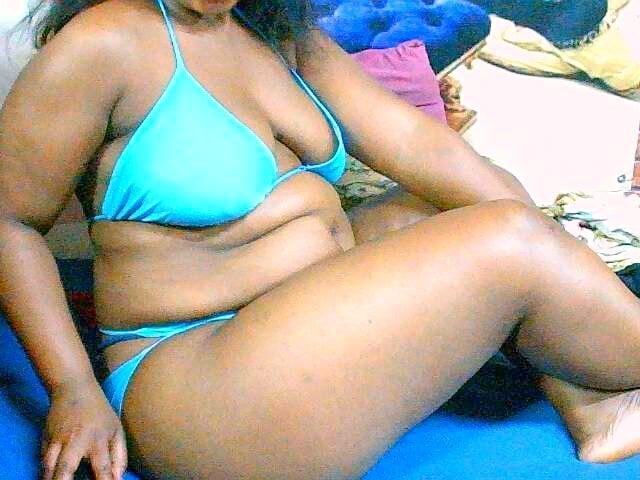EbonyBigAss4u