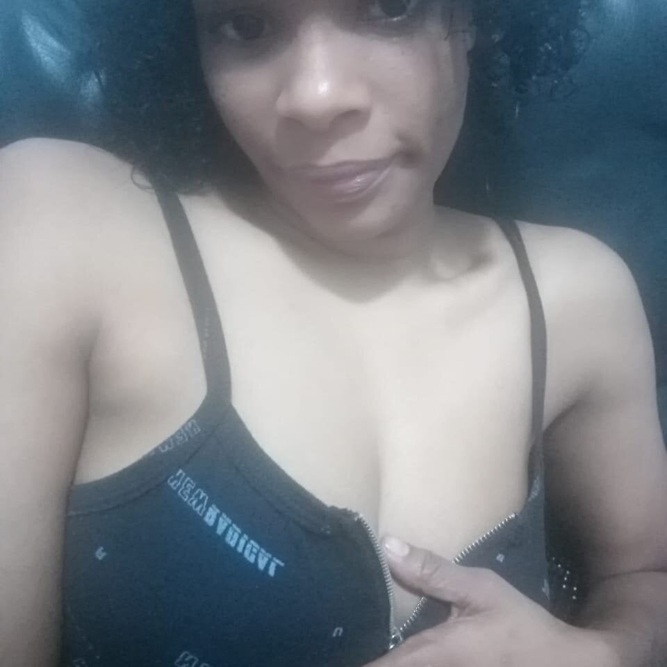 EbonyIvy