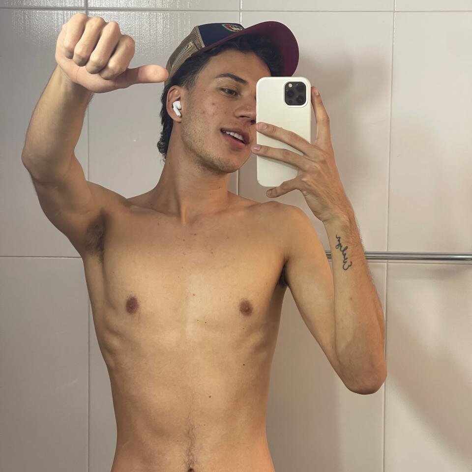 Elian_White