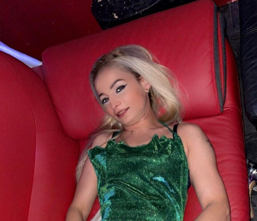 EmilyPerry1