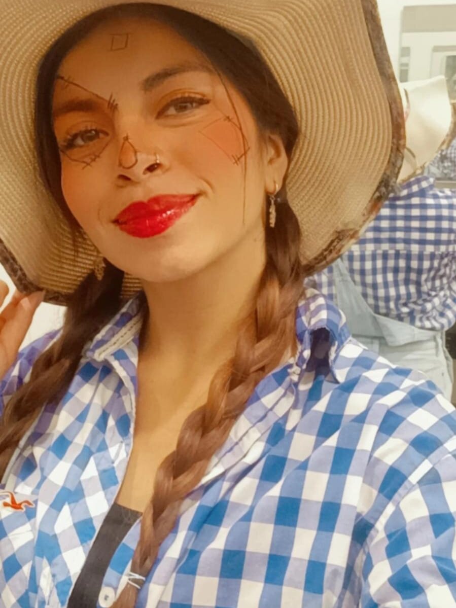 Emmy_Saenz