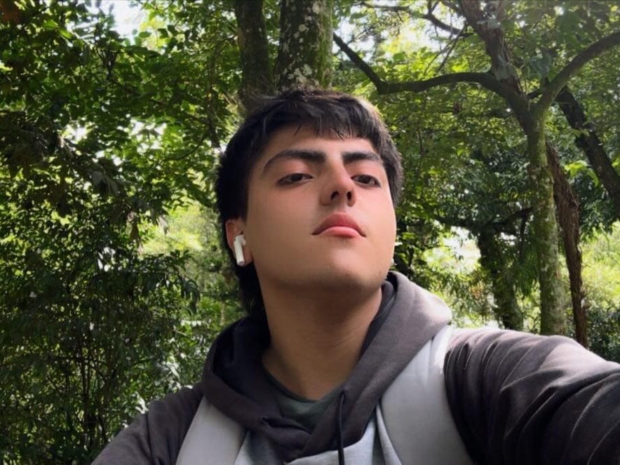 Erickk_Gray