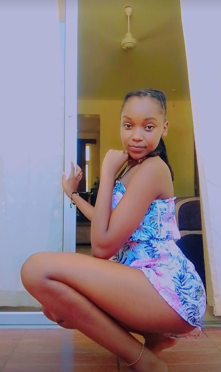 Essy_baibey
