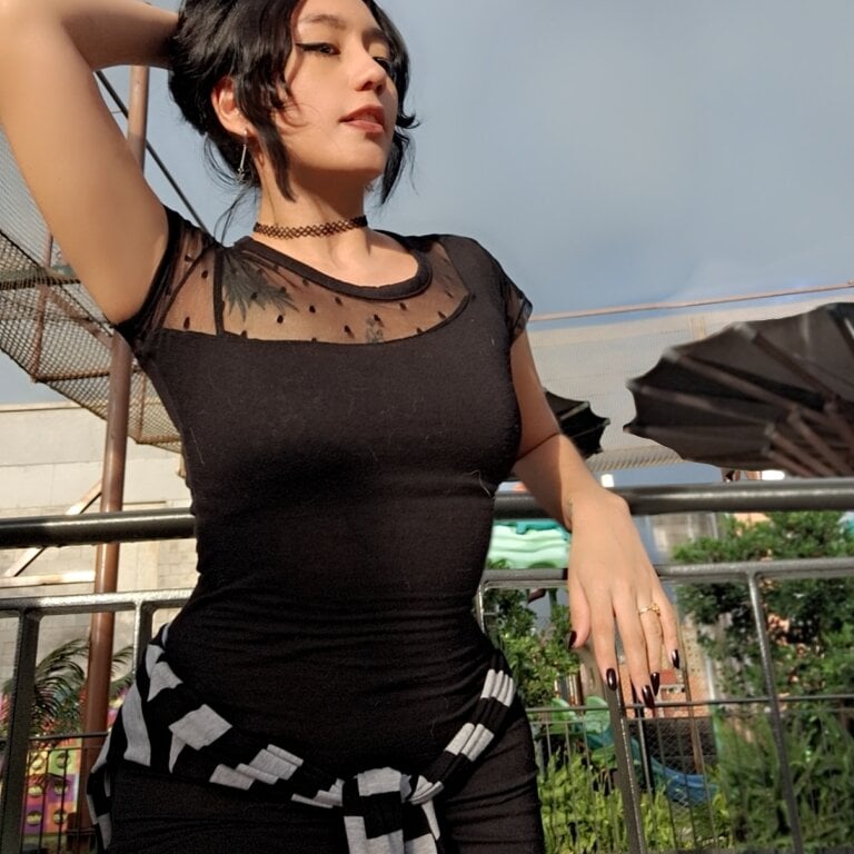 Evelyn_Moonx