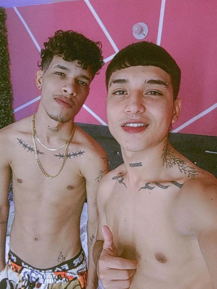 Exclusive_Duo66