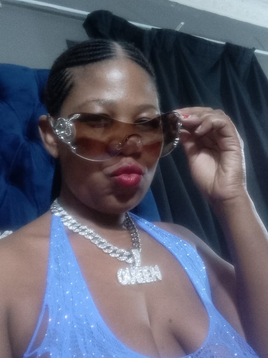 FunnyLadyXXX