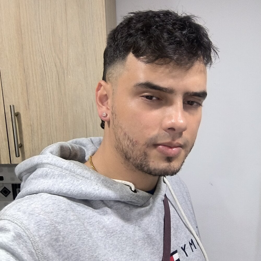 GregorioLewis