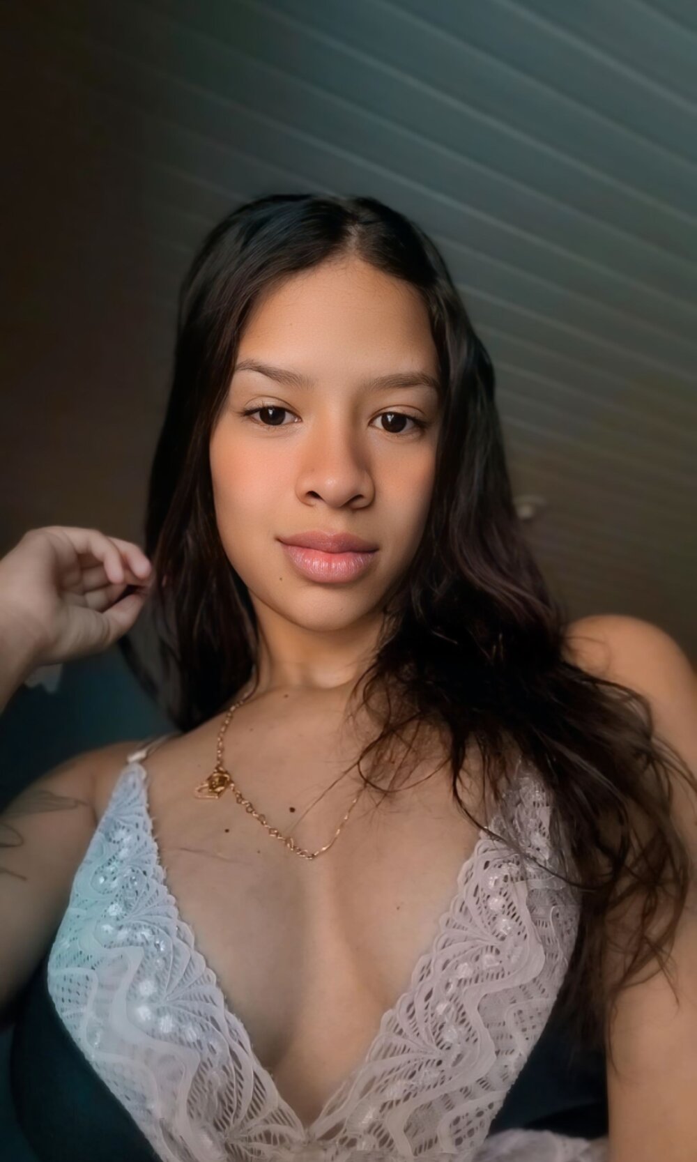 HONEY_LIPSQURr