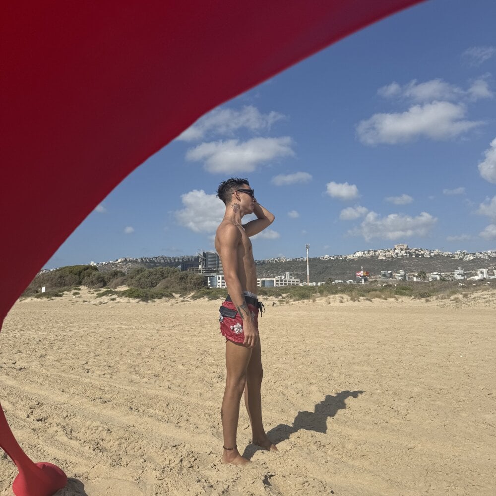 Harmanarab_adrian