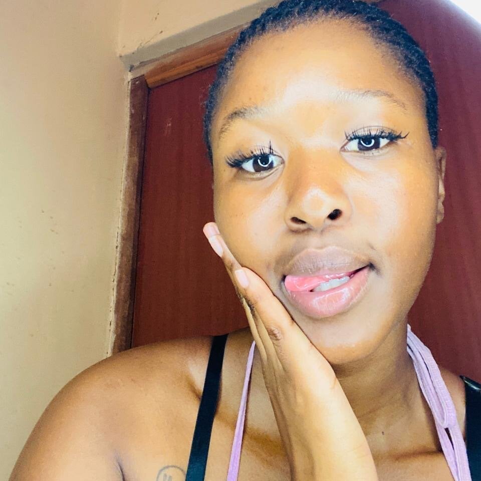 HornyTeen02