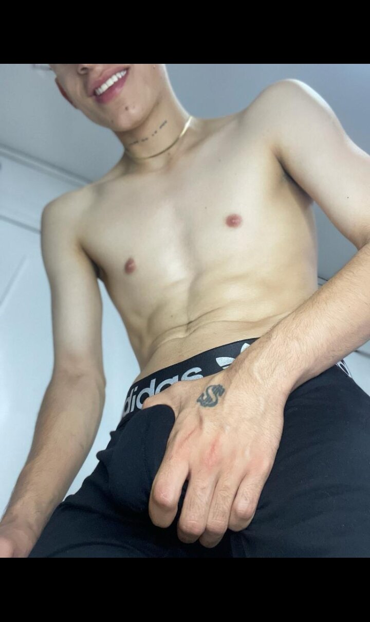 Hot_Ethan