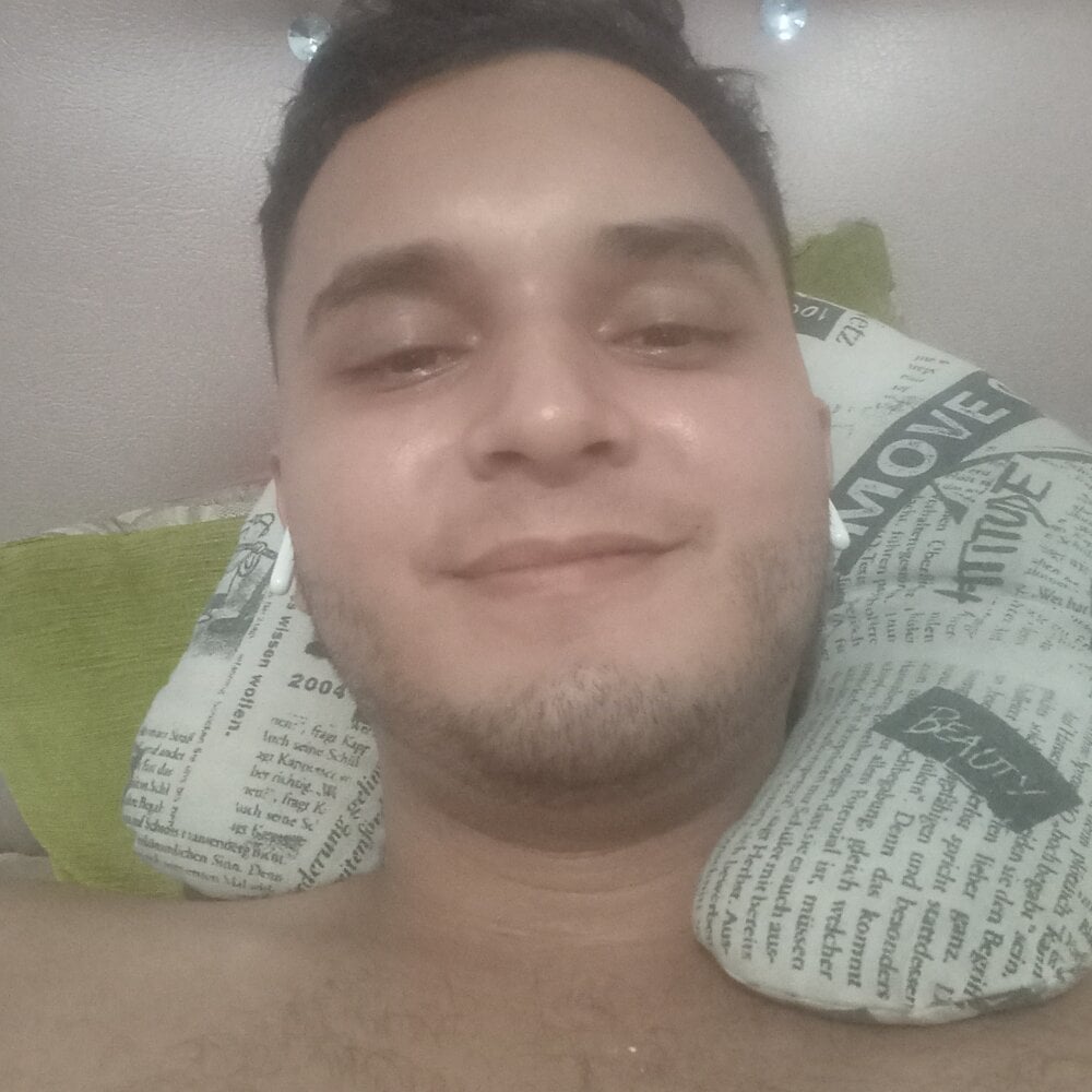 Hotguys111