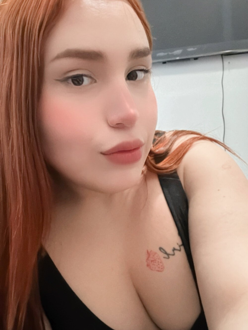 Isabella_hot21