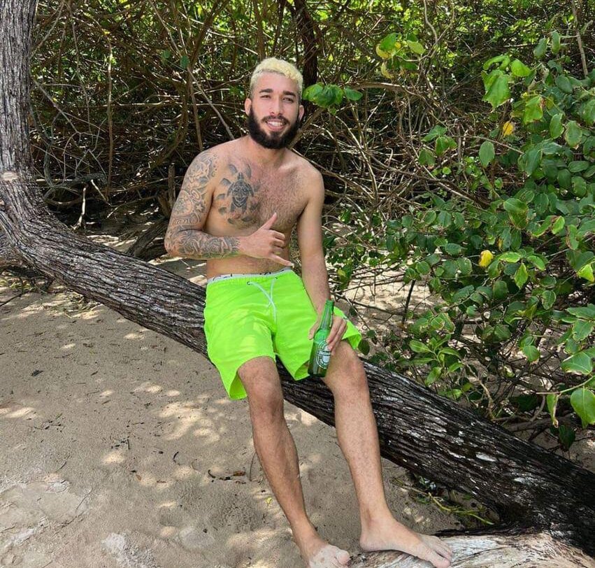 JuniorHotBoy69